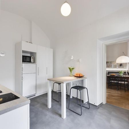 City Center Apartment With Parking リュブリャナ エクステリア 写真