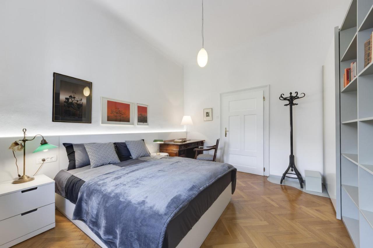 City Center Apartment With Parking リュブリャナ エクステリア 写真