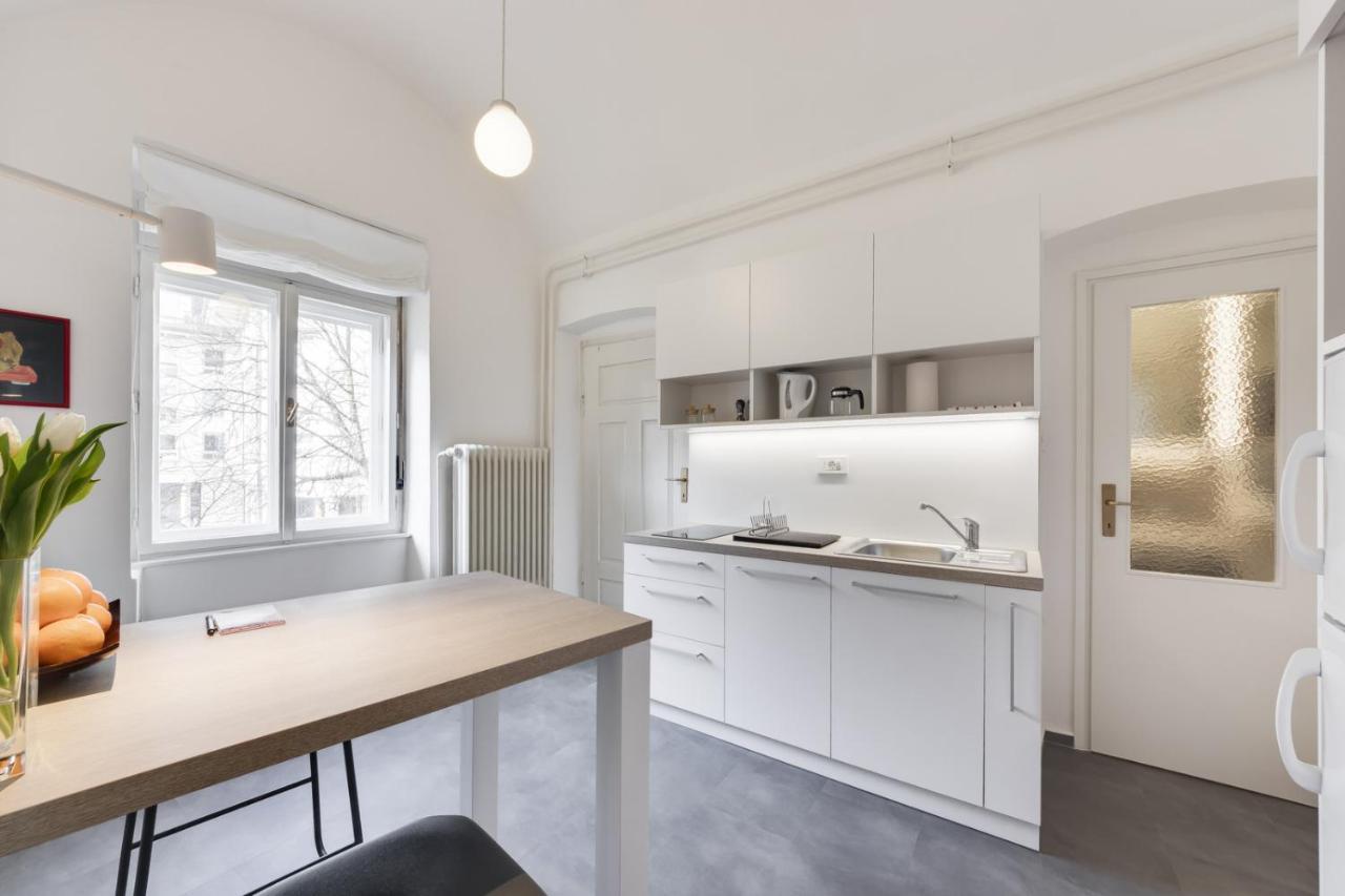 City Center Apartment With Parking リュブリャナ エクステリア 写真